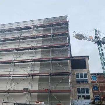 Nowoczesny obiekt przy szpitalu w Radomsku rośnie w oczach