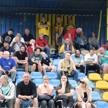 Kibice i doping na meczu RKS Radomsko – FA GKS Bełchatów