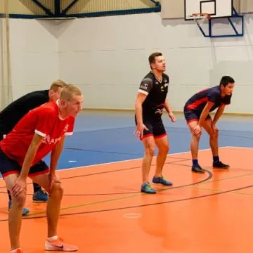 Wyniki 1. kolejki Amatorskiej Ligi Siatkówki 