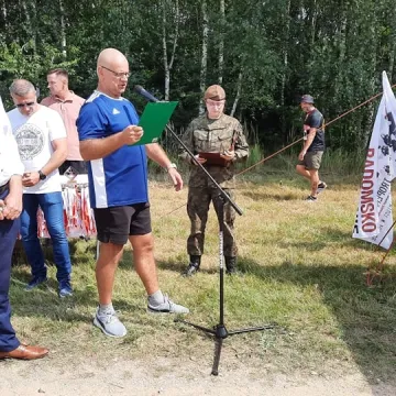 Tropem Wilczym. Bieg Pamięci Żołnierzy Wyklętych 2021 w Radomsku