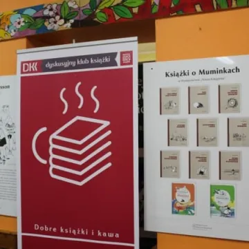 Wystawa o „Muminkach” zagościła w bibliotece