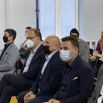 Trzeba pobudzić młodzież do aktywności fizycznej. Konferencja w Radomsku