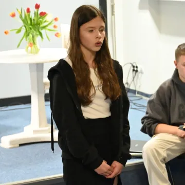 W „drzewniaku” w Radomsku recytowali w obcych językach