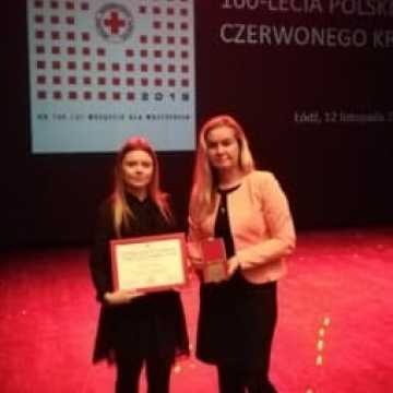 Małgorzata Lewandowska uhonorowana za działalność na rzecz PCK