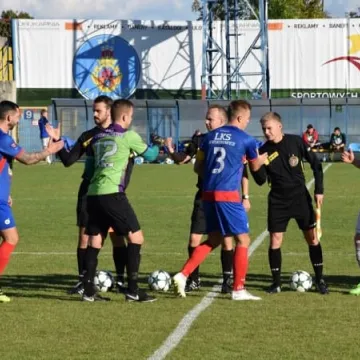 RKS Radomsko przegrywa z LKS Kwiatkowice