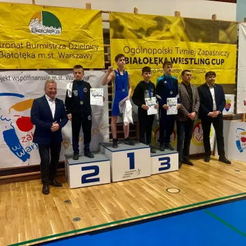 UKS „Zapaśnik” Radomsko ze stolicy wraca z workiem medali