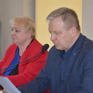 Zmiany w budżecie i minuta ciszy na sesji Rady Powiatu Radomszczańskiego