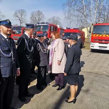 OSP w Gomunicach z nowym samochodem ratowniczo-gaśniczym