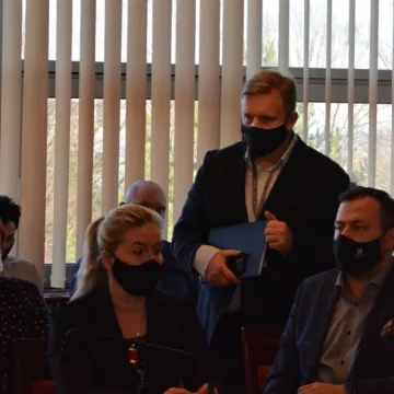 Samorządy wspólnie pomagają ofiarom wojny w Ukrainie