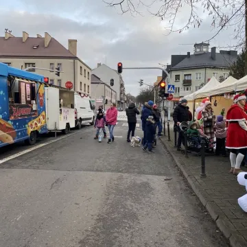 Plac 3 Maja w Radomsku zamienił się w świąteczne miasteczko