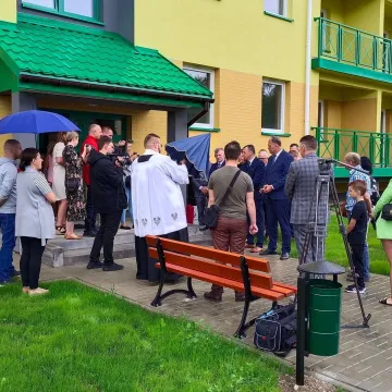 Najemcy odebrali klucze do swoich mieszkań przy Sadowej 7e w Radomsku