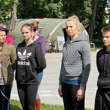 Żołnierze uczą w Radomsku kobiety podstaw samoobrony