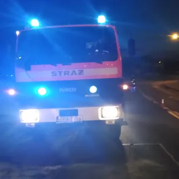 Spowodował kolizję i uciekł. Pozostawił jednak ślady…