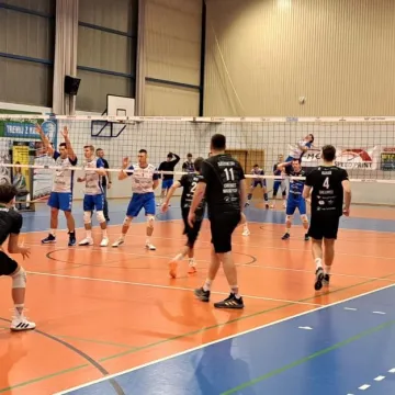 METPRIM Volley Radomsko przegrał wygrany mecz