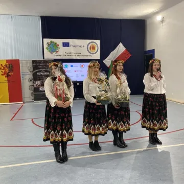 Certyfikaty wręczone, krakowiak zatańczony. Projekt Erasmus w 2 LO podsumowany