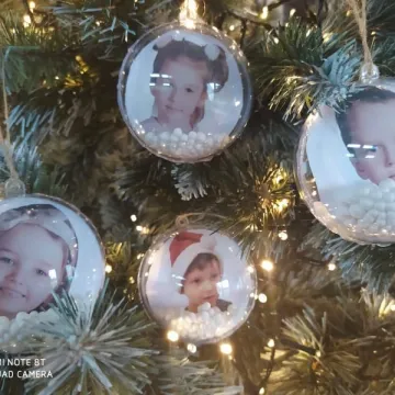 Dzieci z „zerówki” w PSP 8 robiły bożonarodzeniowe ozdoby