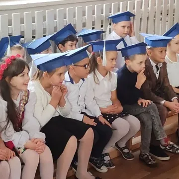 Pierwszaki ślubowały w PSP nr 7 w Radomsku