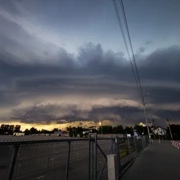 Oberwanie chmury nad Radomskiem