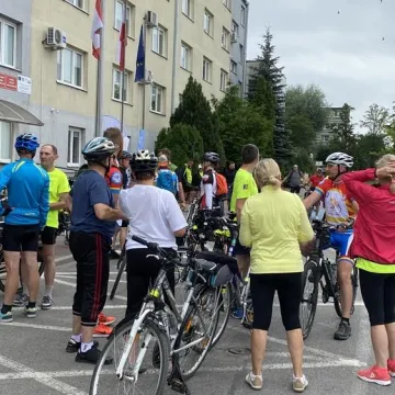 Wystartował I Powiatowy Rajd Rowerowy