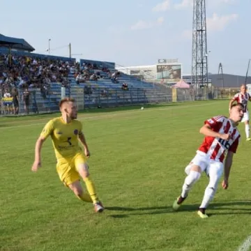 RKS przegrywa na własnym stadionie z Pogonią Grodzisk