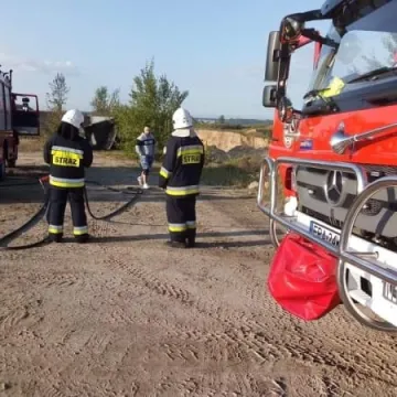 Pożar budki strażniczej w Adamowie