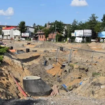 Praca przy przebudowie skrzyżowania wre