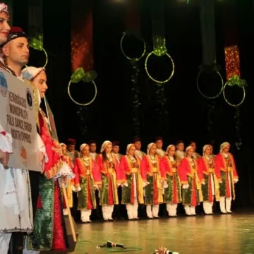 Koncert zespołów folklorystycznych w MDK