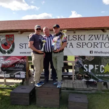 Kolejne sukcesy pistoleciarzy z OKSS „10-tka”