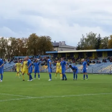 Nareszcie wygrana! RKS Radomsko – Świt Nowy Dwór Maz. 2:1