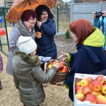 Nowy plac zabaw przy Przedborskiej 