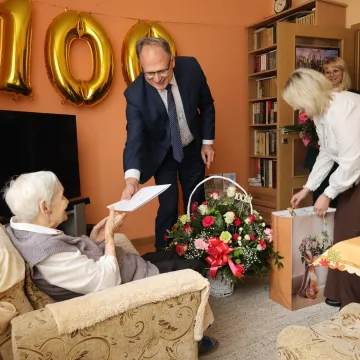 Helena Kwapińska świętuje setne urodziny