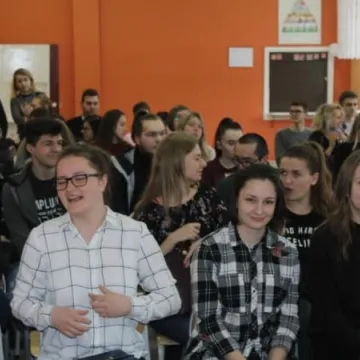 W II LO zdawali angielski