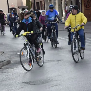 Tradycja na dwóch kółkach. Wiosna przywitana na rowerach