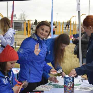 [WIDEO] Glinianki parkRUN w Radomsku. Bieg dla zdrowia i WOŚP 2025