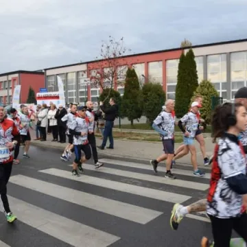 Pobiegli i uczcili rocznicę odzyskania niepodległości 