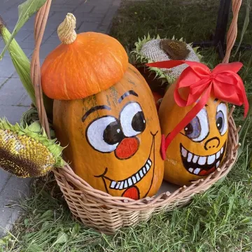 Kietlin świętował przy stole i na zjeżdżalni