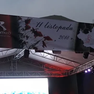 Tort i koncert na Święto Niepodległości