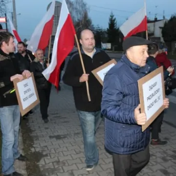 Mieszkańcy blokują Narutowicza