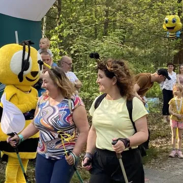 W Gomunicach poszli i pobiegli dla pszczół