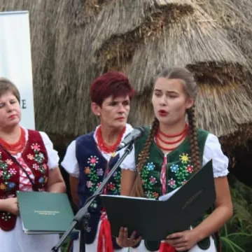 Na ludowo w Zagrodzie Tatarskiej