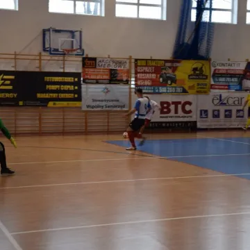 W Radomsku gra toczy się o Puchar Niezdobywców Pucharów