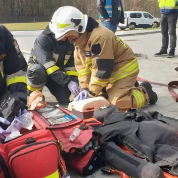 Kolejne ćwiczenia obiektowe strażaków. Tym razem w nowym magazynie