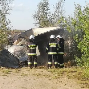 Pożar budki strażniczej w Adamowie