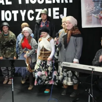 Patriotyzm przez śpiew