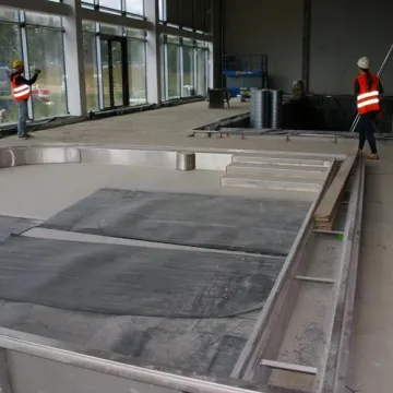 Radni wizytowali budowę nowego basenu w Radomsku