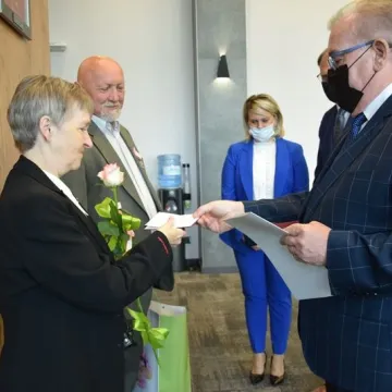 „Złoci” małżonkowie odznaczeni medalami