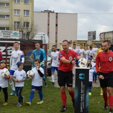 RKS Radomsko remisuje z Bronią Radom 1:1