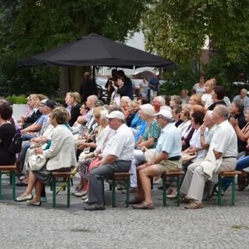 Kapela zagrała na placu 3 Maja