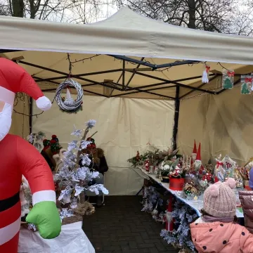 Plac 3 Maja w Radomsku zamienił się w świąteczne miasteczko