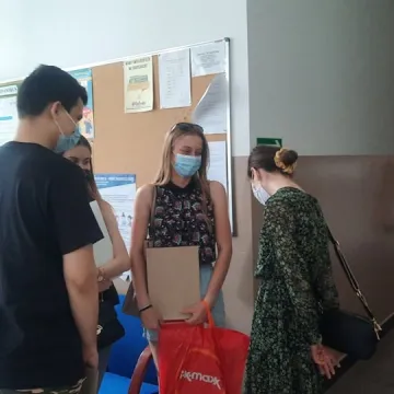 Maturzyści z I LO w Radomsku odbierali świadectwa dojrzałości